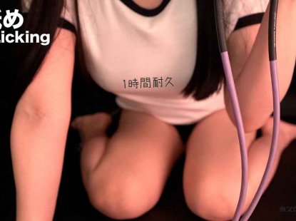 ASMR 舔耳一小时最新作品 | 耳舐め